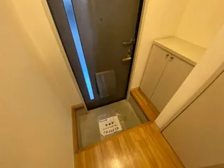 ビオトープ六甲【1階】の玄関