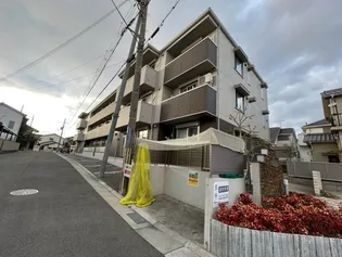 ワンウェーブ霞ヶ丘【1階】の外観