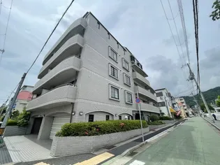 フルニール岡本の画像