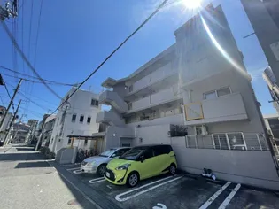 八甲田フィールドアパートメント【1階】の外観