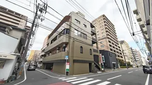 サン・フォートマンション【5階】の外観