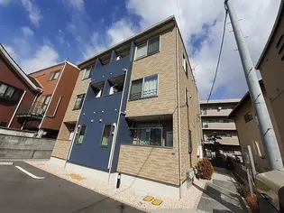 プラチナ ブルー【2階】の外観