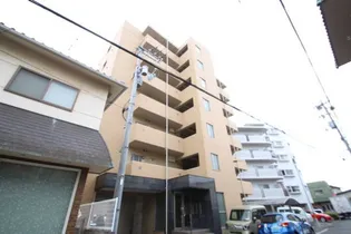 サウスイン奥田【3階】の外観