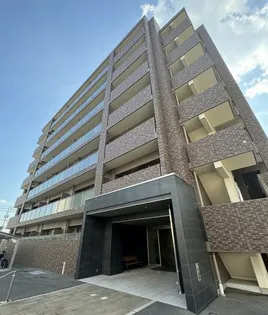 N・O医大南【3階】の外観