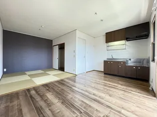 アーバンツインピア湊【2階】の外観