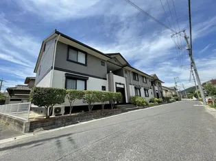 アーバンツインピア湊【2階】の外観