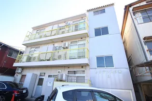 レジデンス伊島B【3階】の外観