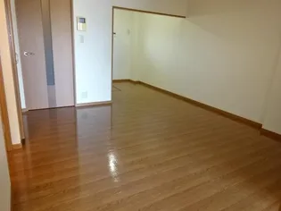 オータム めぐみ【1階】の外観