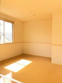 ブランドール金岡西町【2階】の居間