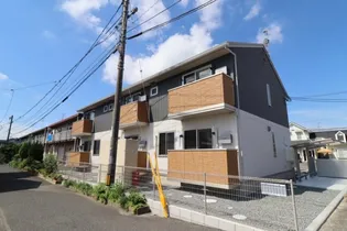 岡山県岡山市南区福富西2丁目【アパート】の外観