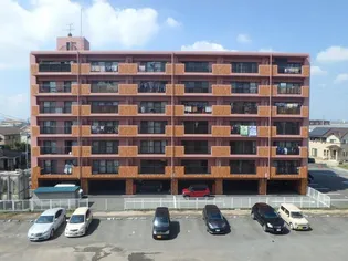 ネクスト倉田 西館【5階】の外観