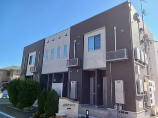 アウトゥーノ【1階】の外観