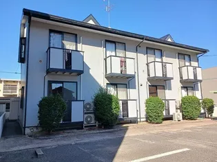 ウエスト・リバ−【2階】の外観