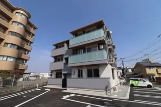 シャリテ【2階】の外観