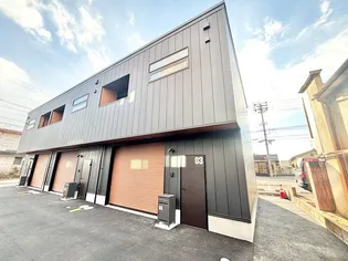 岡山県岡山市北区下中野【テラスハウス】の外観