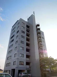 スカイコート【5階】の外観