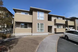 アンジェリーク ドミール B棟の画像