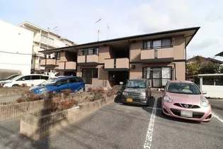 スゥイートガーデン国富 西棟の画像