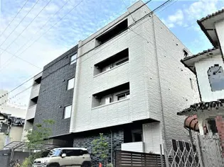 グランプレイス【1階】の外観