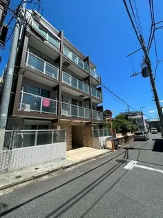 ブランドール中野【1階】の外観