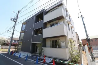 ラリュール中村南の画像
