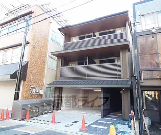 京都府京都市東山区本町11丁目【マンション】の外観