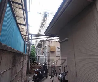 京都府京都市右京区太秦井戸ケ尻町【アパート】の外観