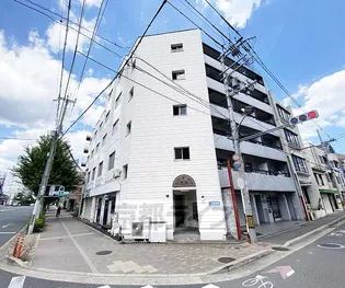 シャピタン六角【4階】の外観