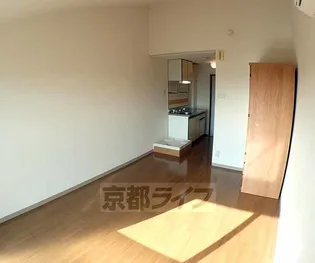 カーサ・ドマーニ【406号室】の居間