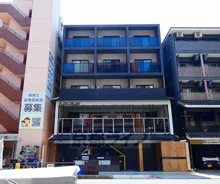 VINEOAKLISVIの画像