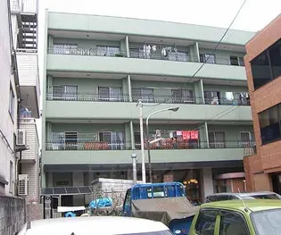 シャトー春日【301号室】の外観