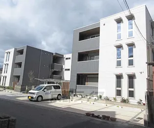 京都府京都市山科区西野左義長町【アパート】の外観