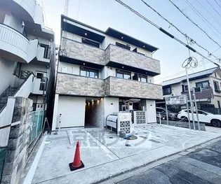 グランデコート西院三蔵【1階】の外観