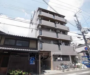 シャンポール御所南【303号室】の外観