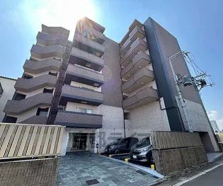 京都府京都市南区東九条河西町【マンション】の外観