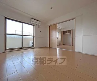 レジェンド太秦【1階】の居間