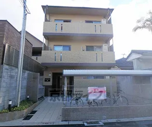 京都府京都市南区東九条西明田町【マンション】の外観