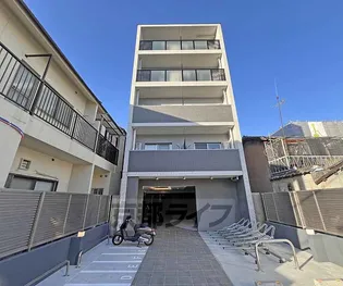 ヴィラ四条大宮【2階】の外観