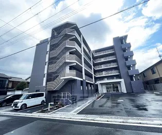 Raffine 京都上鳥羽【302号室】の外観