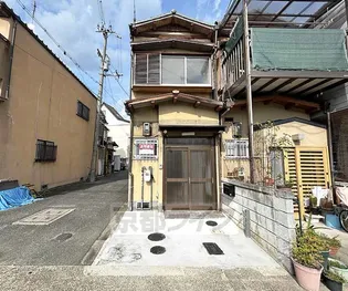 京都府京都市山科区勧修寺西金ケ崎【一戸建】の外観