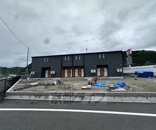 ノーブルクレインの画像