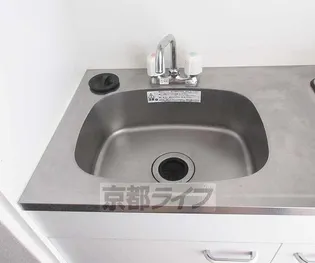 ハイツクローバー【303号室】のキッチン