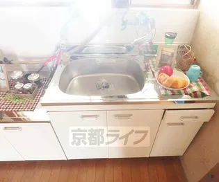 エイトハイム【203号室】のキッチン