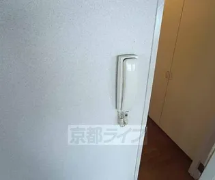 エントピア車折【202号室】の居間