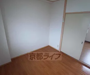 瓜生ハイツ【311号室】の居間