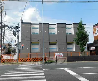 TIERRA【2階】の外観