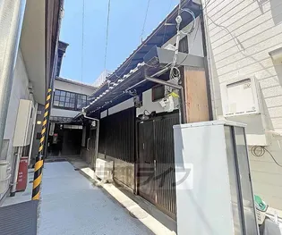 京都府京都市下京区風早町【テラスハウス】の外観