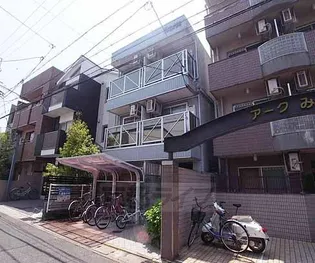京都府京都市山科区御陵四丁野町【マンション】の外観