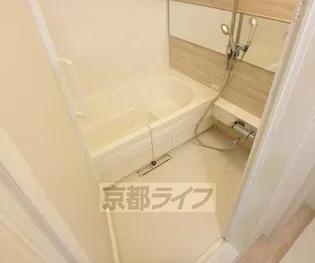 フラワータウン アイリス【106号室】の風呂