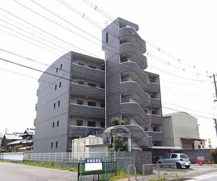 R−court YAMASIRO【303号室】の外観